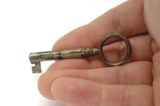 key_hand_resized.jpg